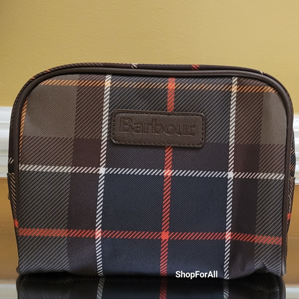 Barbour - Picture 2 of 10